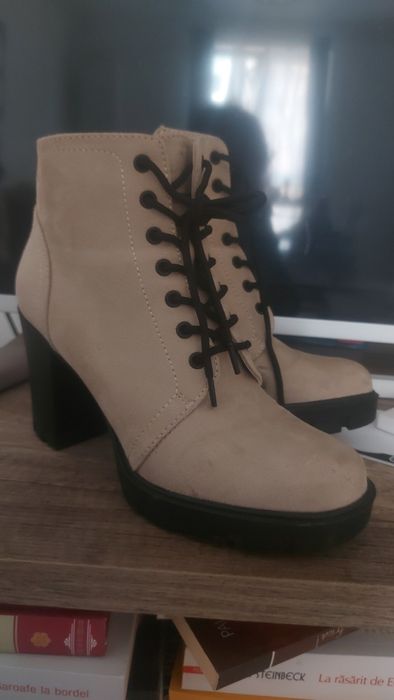 Botine dama bej nr 38
