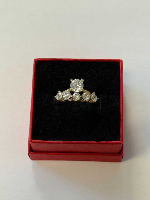 *** Много красив / Ново Злато *** Златен пръстен 14к  4.29гр