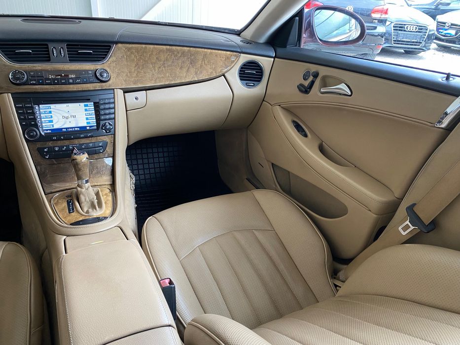 Vand Mercedes Benz cls cu garantie!!!