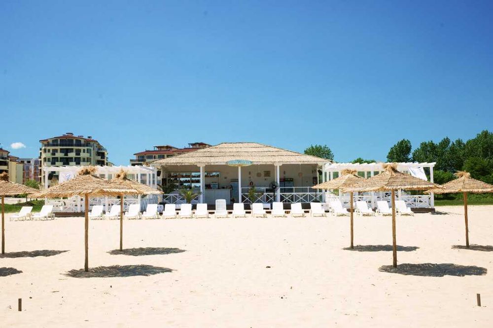 Продава се Едностаен апартамент в с. Шкорпиловци, Област Варна - 39 кв.м за 1223 €/кв.м - Снимка #12