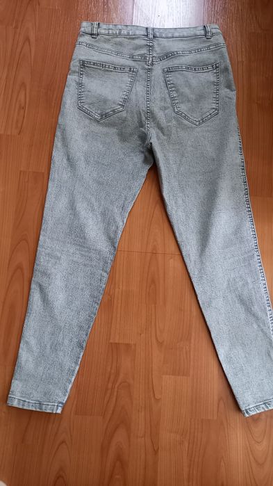 Дамски дънки Bershka 42