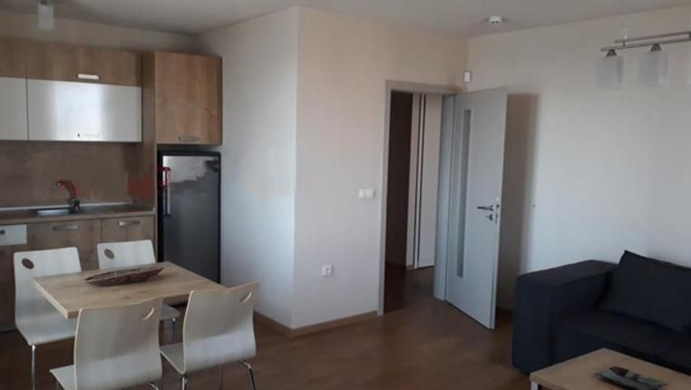 Дава се под наем Двустаен апартамент в София, Обеля 2 - 70 кв.м за 590 € - Снимка #1