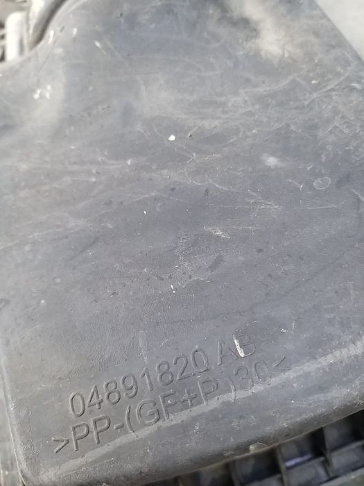 Carcasa filtru aer 2.0 crd dodge caliber 04891820ab