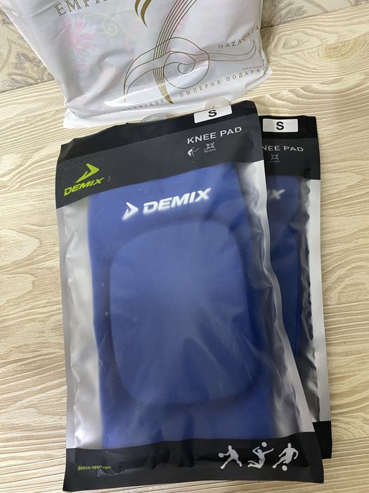 Наколенники