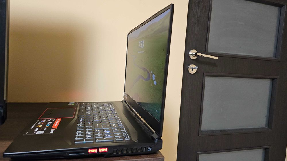 Laptop Gaming MSI 17.3 GE75 Intel i7 4.5GHz 16GB DDR4 1TB SSD RTX 2080