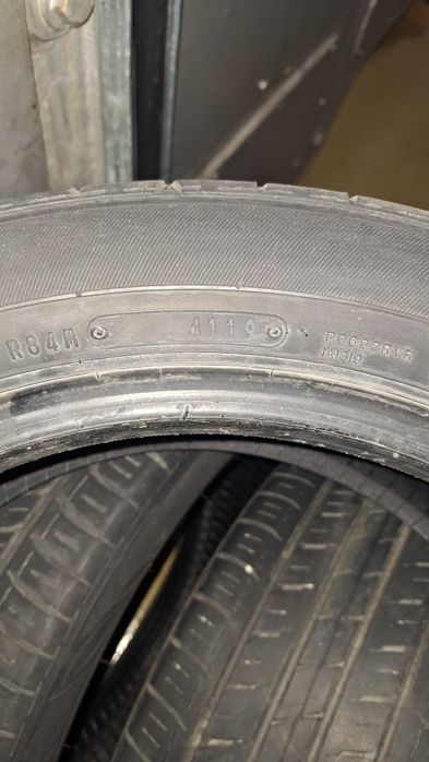 Гуми Dunlop 215/50/17