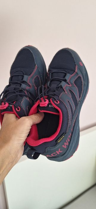 Маратонки JACK WOLFSKIN, 34 номер
