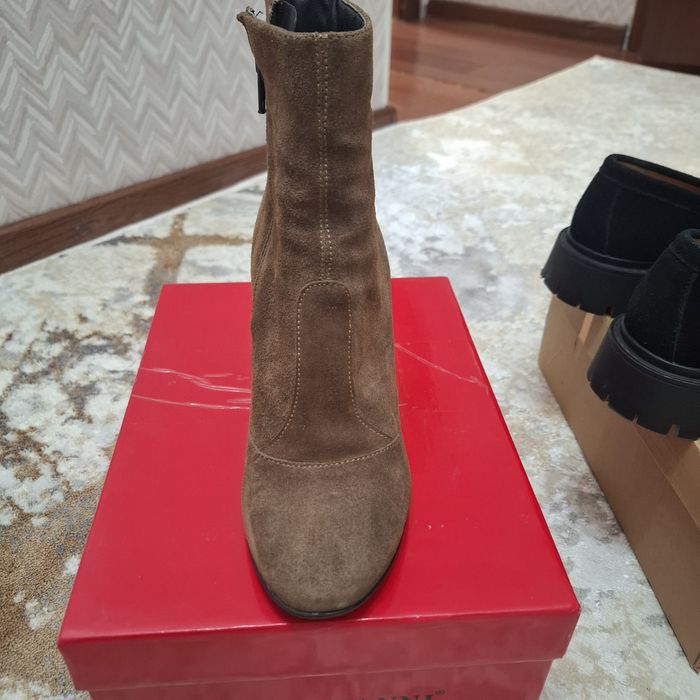 Продам ботильоны