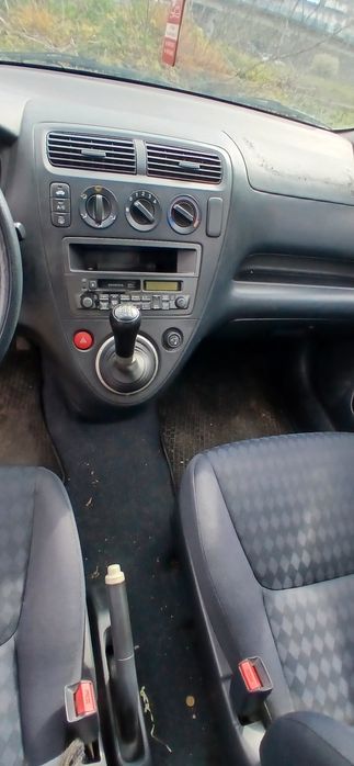 Honda civic 1.6i v-tec 110hp 2001