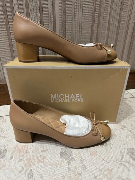 Продаю оригинальные туфли Michael Kors (новые)