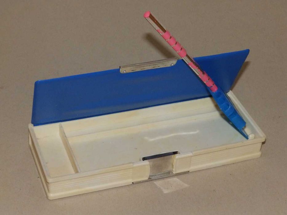 Детски играчки, различни цени