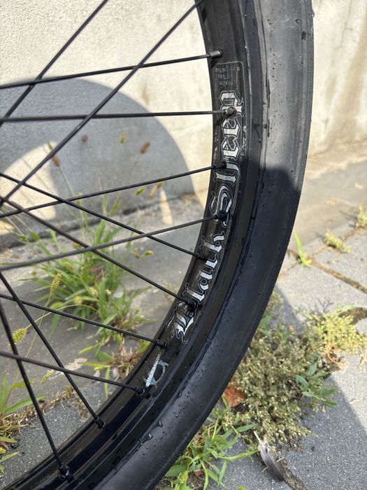 vand BMX Giant galben