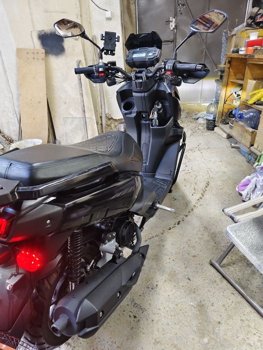 Продается скутер Танк