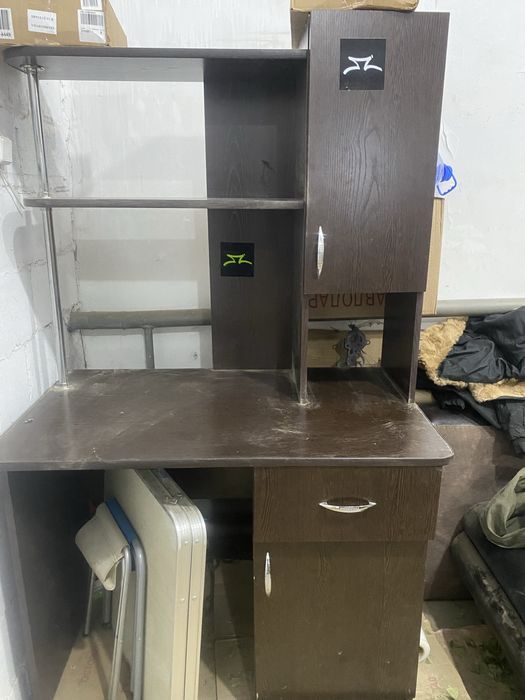 Стол письменный ученический