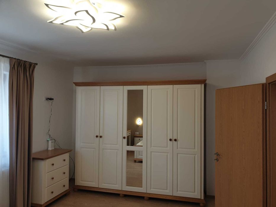 Apartament 100 mp  în Sibiu  zona Sub Arini - curte  -  ideal locuire / activitate profesională