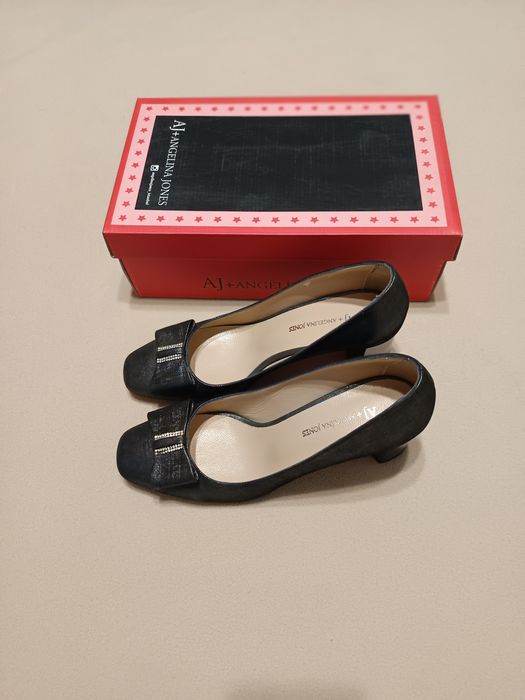 Официални обувки