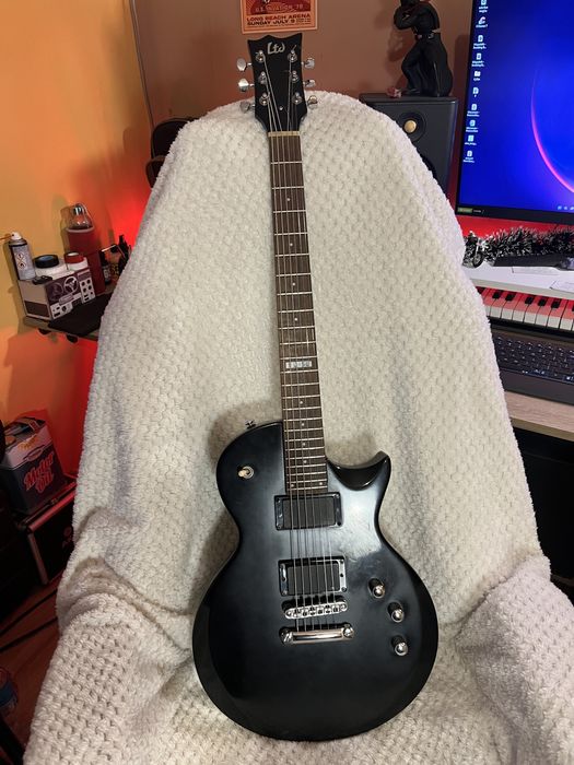 Електрическа китара LTD/ESP EC-50