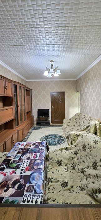 Чиланзар 10 квартал 2 комнатная