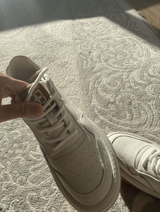 Кроссовки 42 размер