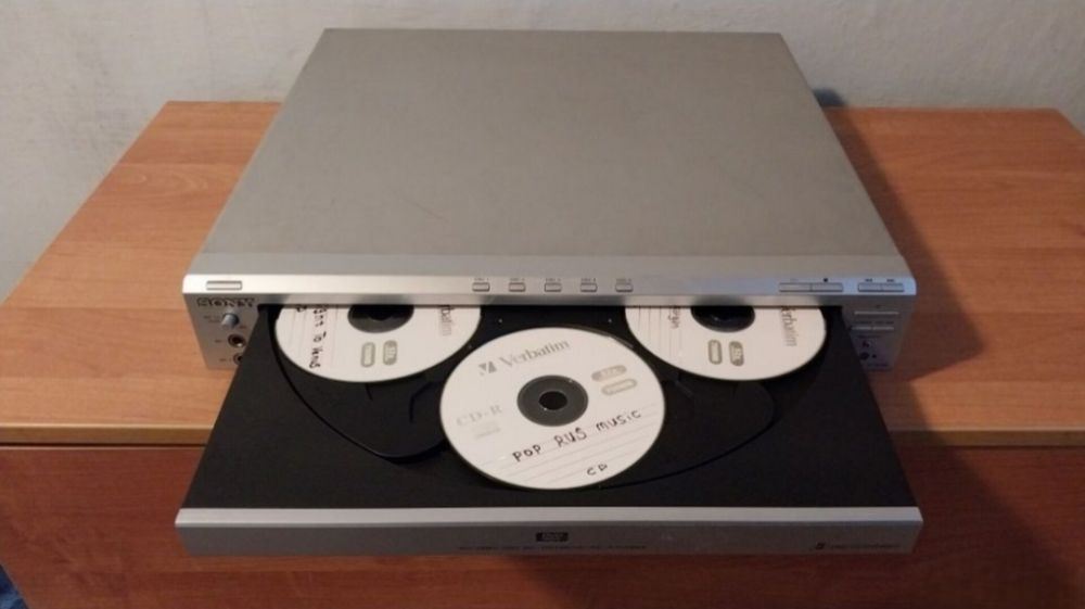 Sony cd проигрыватель Hi-Fi