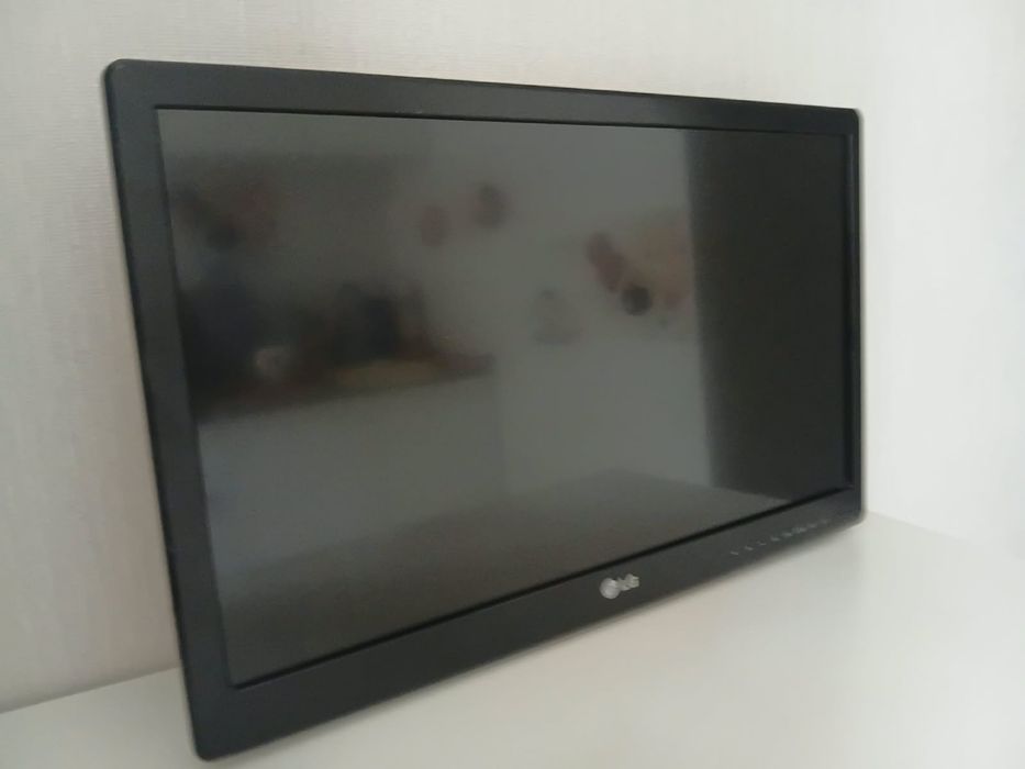 Телевизор LG диагональ 66