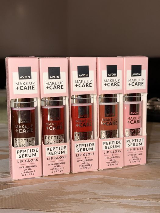 AVON Гланц-серум за устни с пептиди