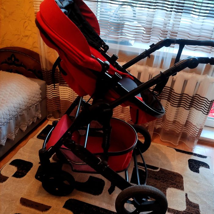 Продам коляску для детей