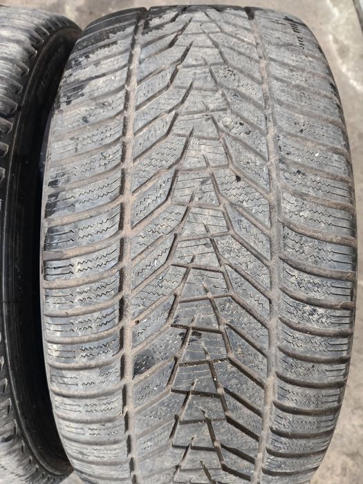 Зимни гуми -2022г.-21цола-275/35-1бр.-100лв." HANKOOK"