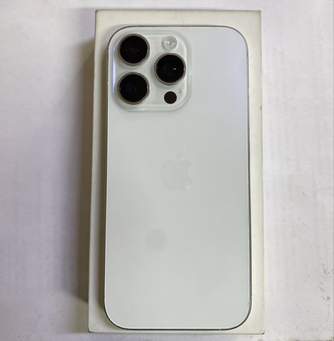 Продаётся Iphone 16 pro