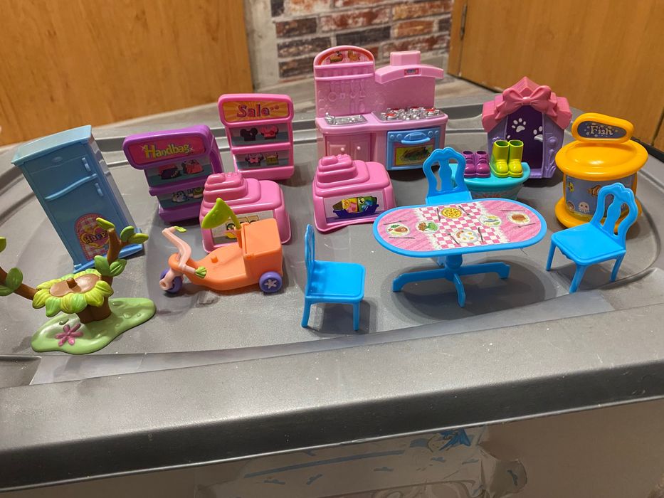 Аксесоари към играчки