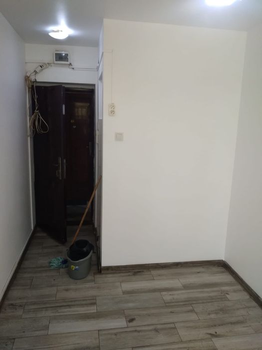 Dau in chirie garsoniera in Oradea Str Iza  ligă spitalul Pelican