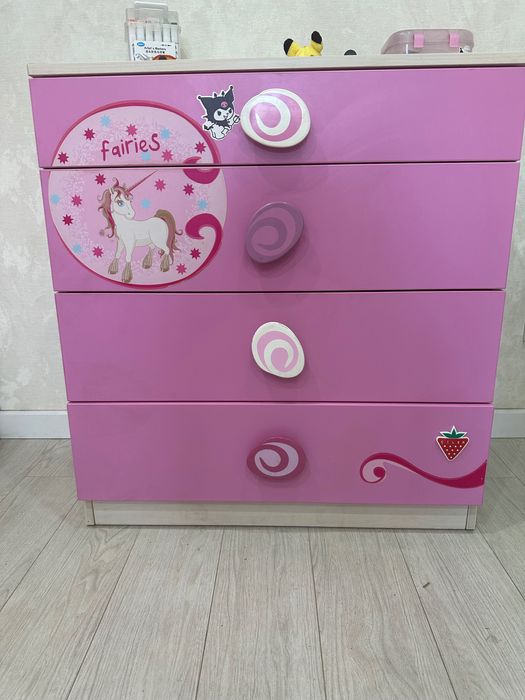 Продам детскую мебель Cilek