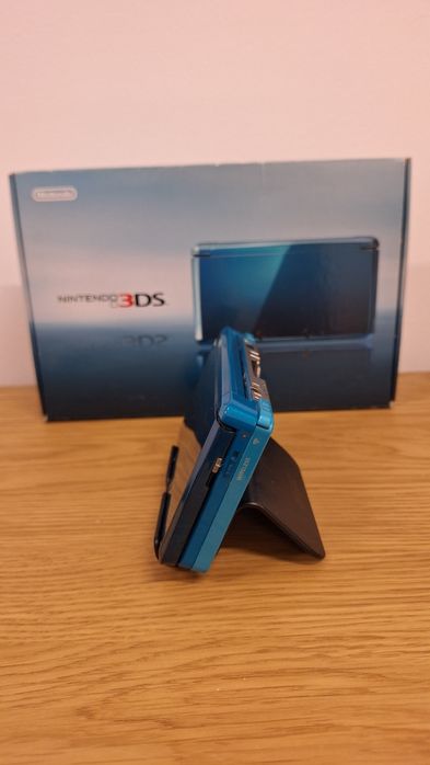 Nintendo 3DS,  Modat, 1500 jocuri, 20-în-1, gata de joacă + Online