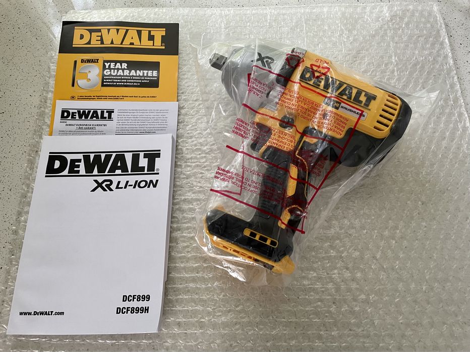 DeWALT DCF 899 XR. Masina De Insurubat Cu Impact, Cu Patrat De 1/2,  Original Nou !