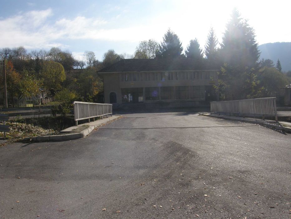 Продава се Парцел в с. Комщица, Област София-област - 1235 кв.м за 40 €/кв.м - Снимка #13