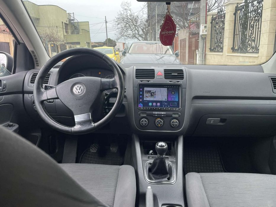 De vanzare golf 5 stare foarte buna