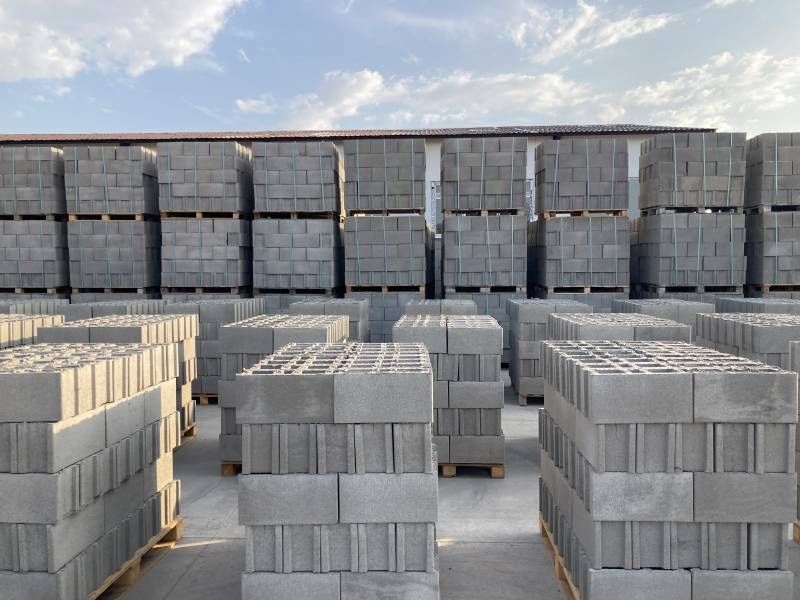 БЕТОННА ТУХЛА | 15/20/40СМ | 1.10 евро/бр | за Пазарджик и областта