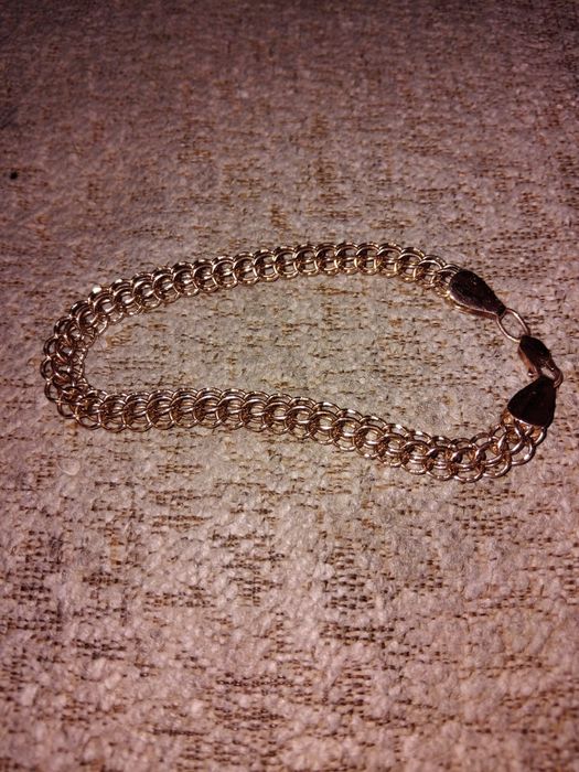 Продам  золотые кольцв