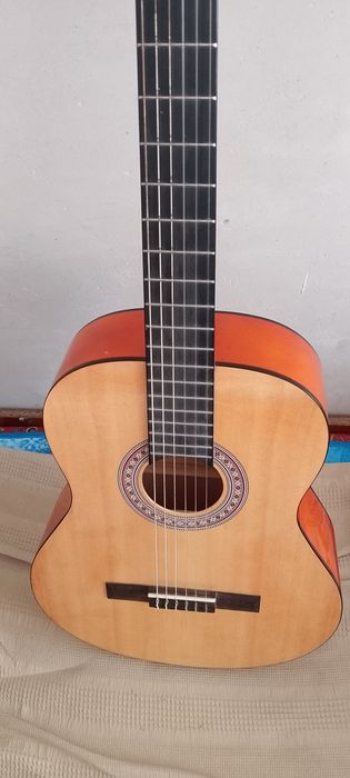 Гитара продается