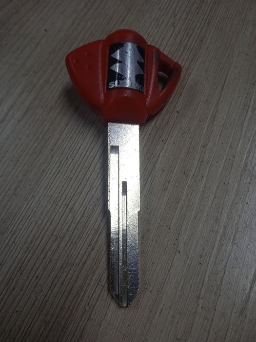 Заготовка ключа Suzuki