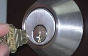 deblocat / reparat / montat usi