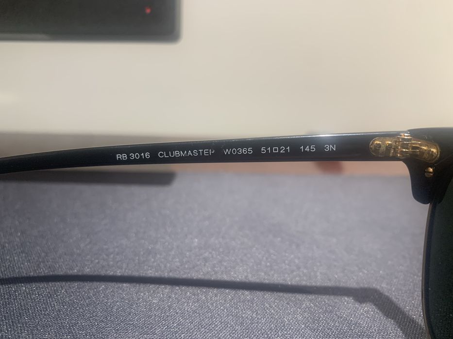 Ray-Ban Clubmaster RB3016 WO365