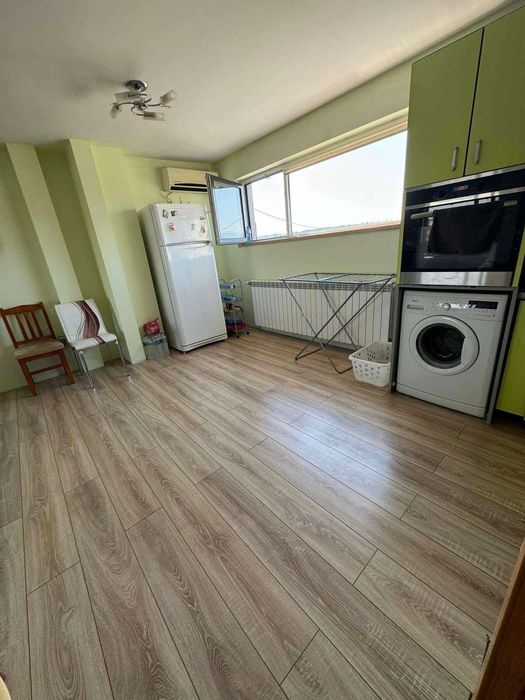Продава се Тристаен апартамент в Търговище, Център - 90 кв.м за 1020 €/кв.м - Снимка #1