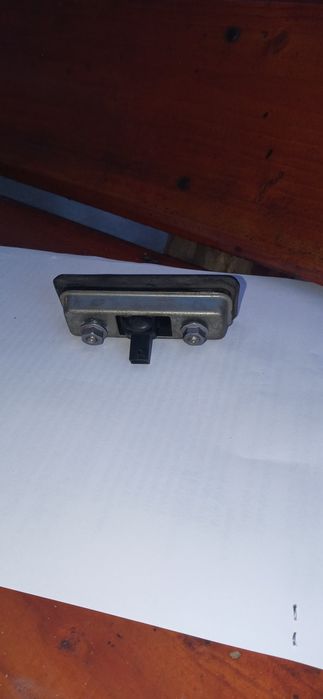 buton inchidere portbagaj  skoda octavia,vw pasat vw golf gama  vag