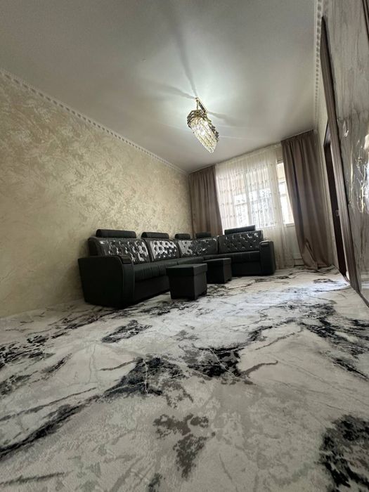 Срочно продается 2 комнатная квартира , Чиланзар 19 квартал