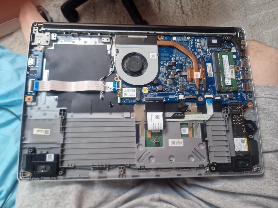 Reparatii  laptop-uri