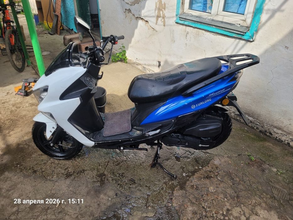 Продам Maxi скутер 150 куб