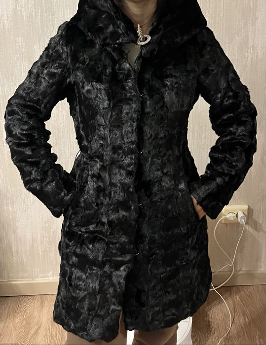 Продается норковая шуба.