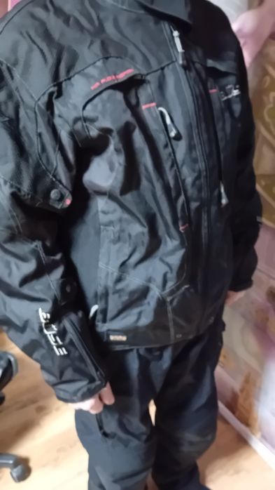 Мото  костюм яке и  панталон