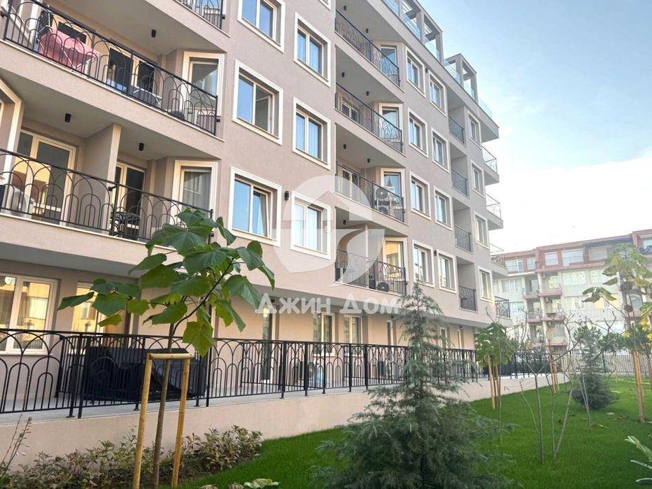 Двустаен апартамент в к-с „Ж’адор Сикрет Гардън“, к.к. Слънчев бряг